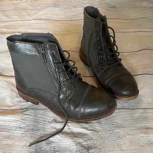 Boys Sonoma boots ❤️